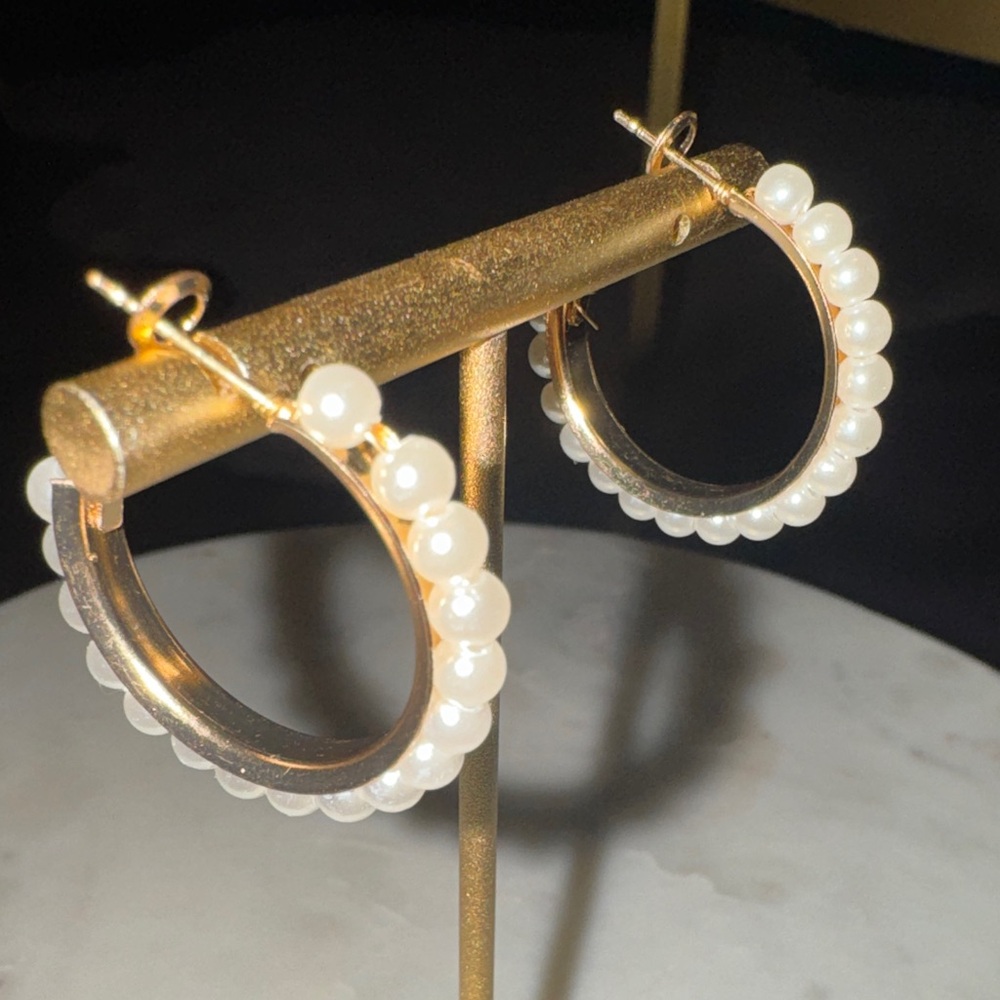 Elegant Gold & Pearl Hoop Earrings 1” Omega Back French Clip Dainty Jewelry - Picture 9 of 11